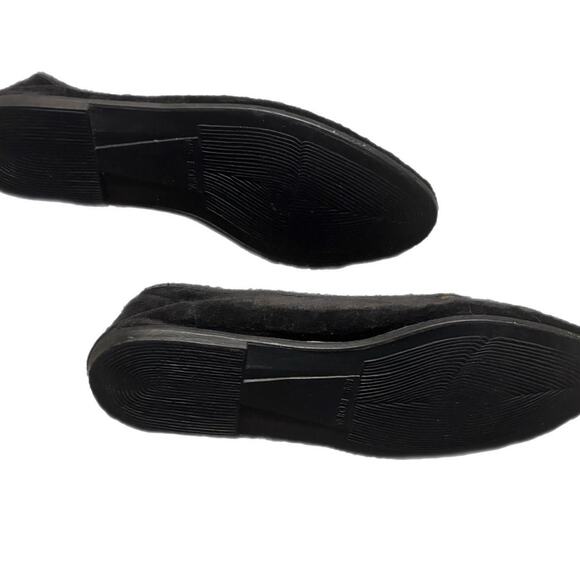 1980s black suede loafers with embroidered pointsetta - Picture 5 of 5